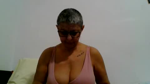 Snapshot of atikaarea chatting on January 2025 07:42:02 PM atikaarea online show from January 2025 07:42:02 PM