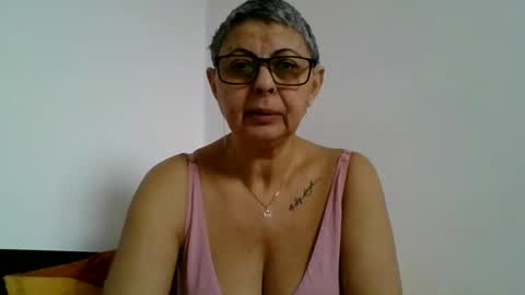 Snapshot of atikaarea chatting on February 2025 08:31:01 AM atikaarea online show from February 2025 08:31:01 AM