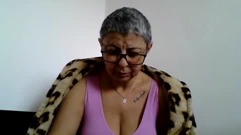 Snapshot of atikaarea chatting on February 2025 09:09:02 AM atikaarea online show from February 2025 09:09:02 AM