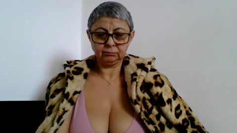 Snapshot of atikaarea chatting on February 2025 11:33:01 AM atikaarea online show from February 2025 11:33:01 AM