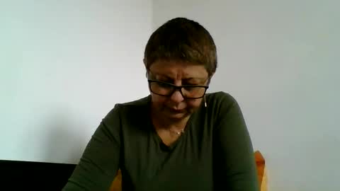 Snapshot of atikaarea chatting on October 2025 07:49:01 AM atikaarea online show from October 2025 07:49:01 AM