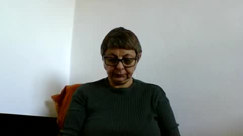 Snapshot of atikaarea chatting on October 2025 09:33:01 AM atikaarea online show from October 2025 09:33:01 AM