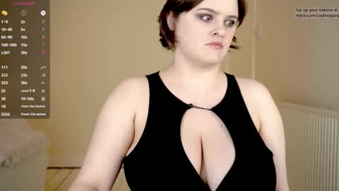 Audrey Jacq online show from December 2025 04:36:02 PM