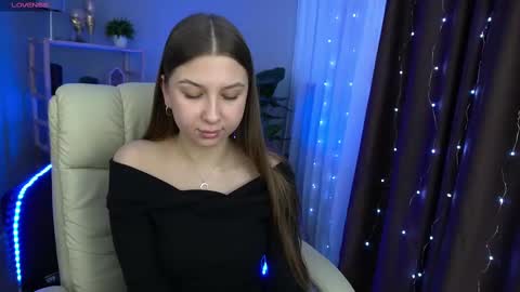 Snapshot of aureliabliss_ chatting on January 2025 01:54:01 PM Nikol online show from January 2025 01:54:01 PM