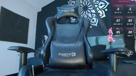 Snapshot of aurora_beller chatting on May 2026 08:17:01 PM Aurora Beller online show from May 2026 08:17:01 PM