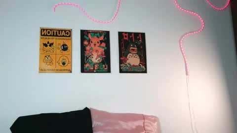 Snapshot of aurorabeck chatting on October 2025 01:22:01 AM Aurora online show from October 2025 01:22:01 AM