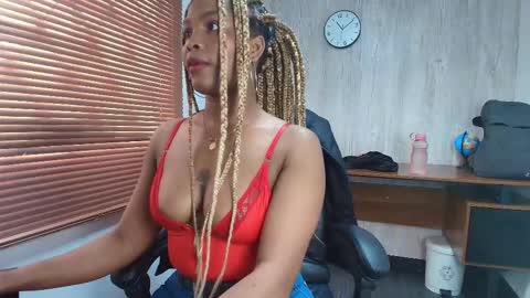 Ariana online show from October 2025 04:18:01 PM