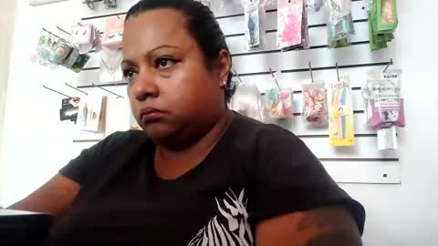 Aurora online show from October 2025 07:11:01 PM