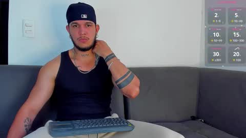 A online show from October 2025 08:30:01 PM