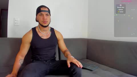 A online show from November 2025 08:21:01 PM