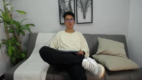 austinreeds online show from September 2025 08:14:01 PM