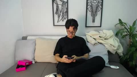 austinreeds online show from November 2025 12:19:02 PM