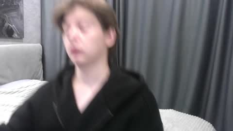 ausxuw online show from October 2025 10:34:02 PM