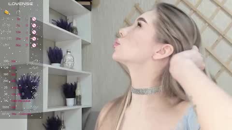 Snapshot of auto_baby chatting on October 2025 11:41:02 AM Dasha online show from October 2025 11:41:02 AM