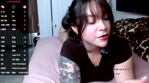 Snapshot of autumnb712 chatting on September 2025 05:46:01 PM autumnb712 online show from September 2025 05:46:01 PM