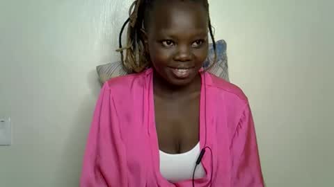 autumnbeagle online show from October 2025 09:33:01 AM