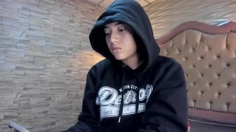              online show from February 2025 02:17:02 AM