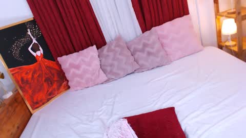 Ava online show from January 2025 07:56:02 PM