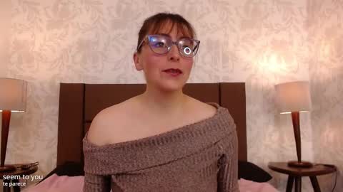 Snapshot of ava_raye chatting on October 2025 07:33:02 PM Ava online show from October 2025 07:33:02 PM