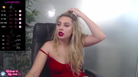 Snapshot of avablue_ chatting on December 2024 10:40:01 AM online show from December 2024 10:40:01 AM