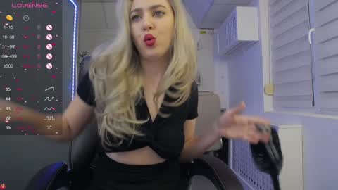    online show from February 2025 04:03:02 AM