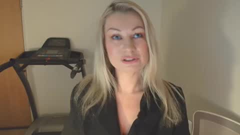 Eira online show from January 2026 04:10:01 PM