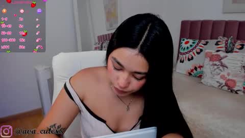 Snapshot of avascott_ chatting on November 2025 05:22:01 PM Ava online show from November 2025 05:22:01 PM