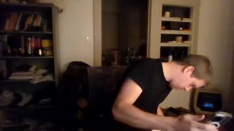 Avenger online show from November 2025 01:16:01 AM