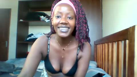 averygoodbadgirl online show from May 2026 10:21:02 AM