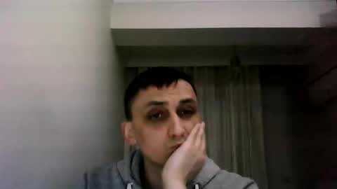 awesenheit online show from February 2026 06:22:01 AM