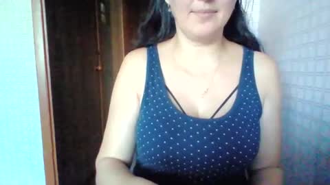 Snapshot of awesomeladyy chatting on December 2025 09:47:02 AM awesomeladyy online show from December 2025 09:47:02 AM