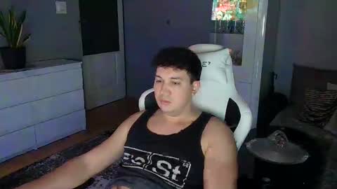 Artur online show from February 2025 07:17:02 PM