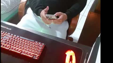 Alex online show from February 2026 08:51:02 PM