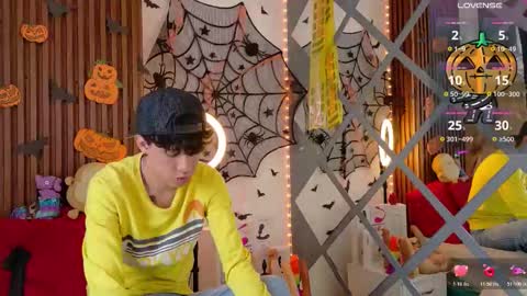 Axel Evanss online show from October 2025 01:00:01 PM