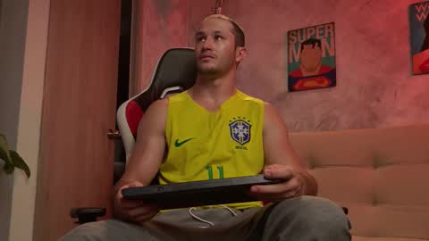 Snapshot of axel_fairchaild chatting on February 2026 01:20:01 PM Axel Fairchaild online show from February 2026 01:20:01 PM