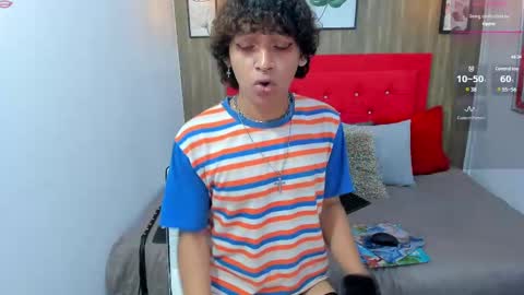 Snapshot of axel_ps chatting on February 2025 09:22:01 PM Alex online show from February 2025 09:22:01 PM