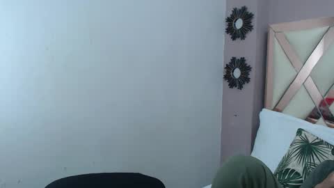 axel_stones_ online show from October 2025 03:07:01 PM