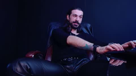 AxelColton online show from October 2025 11:33:02 AM