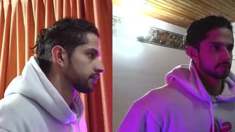 Snapshot of axelcr0ss chatting on September 2025 12:22:02 AM axelcr0ss online show from September 2025 12:22:02 AM