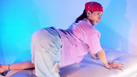 Snapshot of axellcollins chatting on February 2025 02:36:02 AM im your little femboy ALEX online show from February 2025 02:36:02 AM