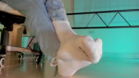 Snapshot of axellcollins chatting on September 2025 06:26:02 AM im your little femboy ALEX online show from September 2025 06:26:02 AM