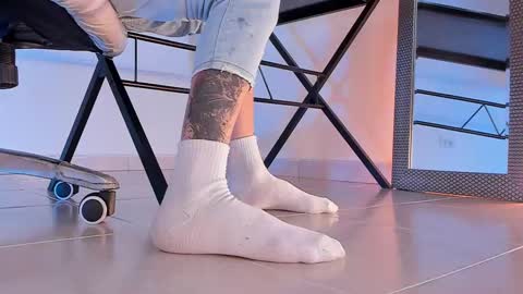 im your little femboy  ALEX   online show from November 2025 09:50:01 PM