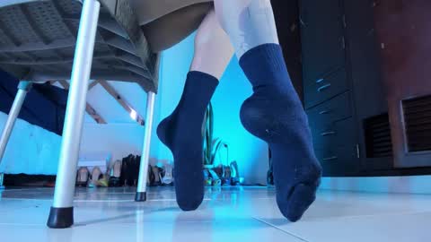 Snapshot of axellcollins chatting on March 2026 09:06:01 PM im your little femboy ALEX online show from March 2026 09:06:01 PM