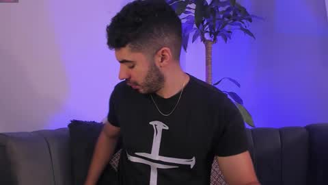 Axel Thompsom online show from January 2026 12:31:01 PM