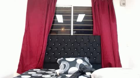 Snapshot of axxxel_twink chatting on February 2026 06:40:02 AM Axxxel online show from February 2026 06:40:02 AM