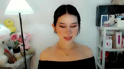 AYAHOSHILOVESYOU online show from February 2026 03:00:02 AM