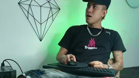 ayala777_ online show from January 2026 01:48:02 PM