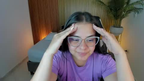 Alyda Jaramillo online show from January 2025 08:54:02 AM