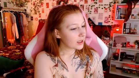 Ayla hill online show from January 2026 07:27:01 PM