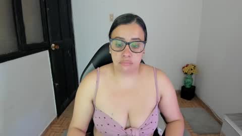 Snapshot of aylaislem chatting on February 2025 02:30:01 AM SandyMODELINDEPENDIENT online show from February 2025 02:30:01 AM